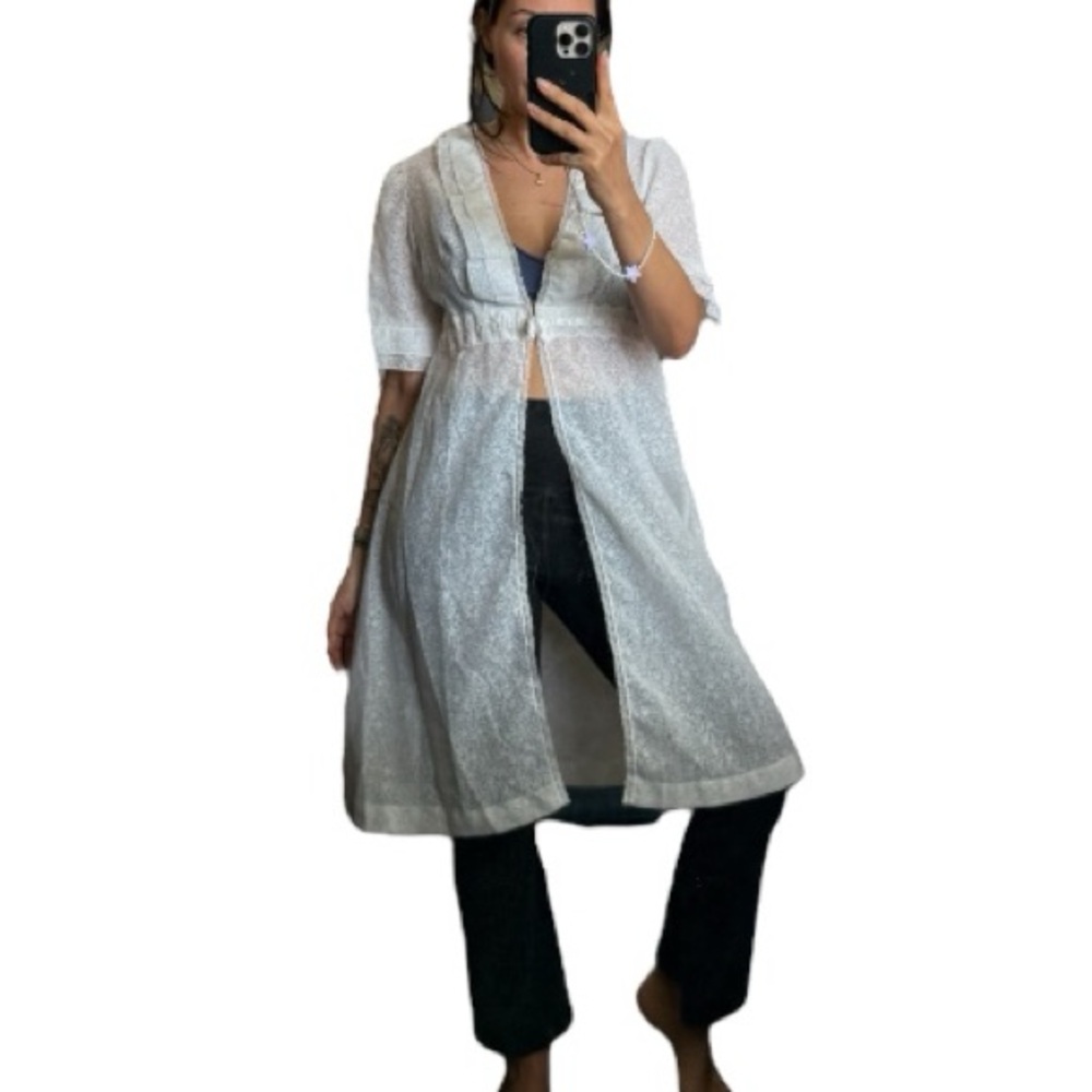 Vintage sleep intimates Coverup Gown Robe Ruffled Jacket